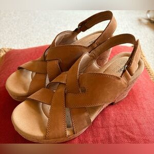 Clarks Giselle Beach Tan Nubuck Leather Cork Wedge Slingback Sandals